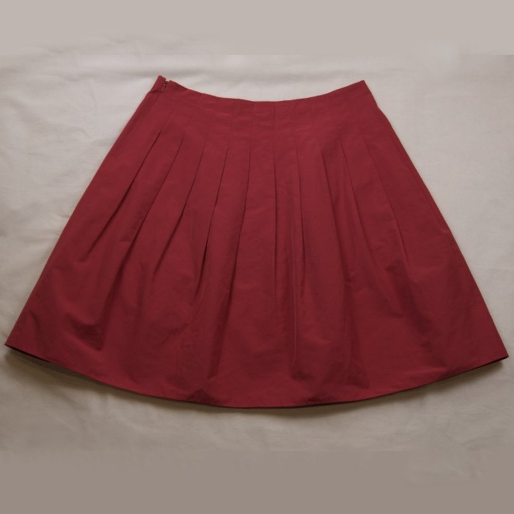 Banana Republic Red Knee Length A-Line Skirt Size 8